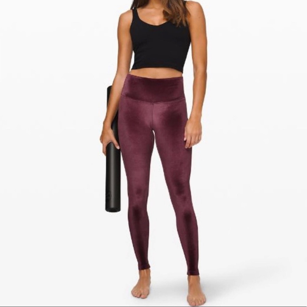 New Lululemon wunder lounge high rise velour velvet leggings size 8